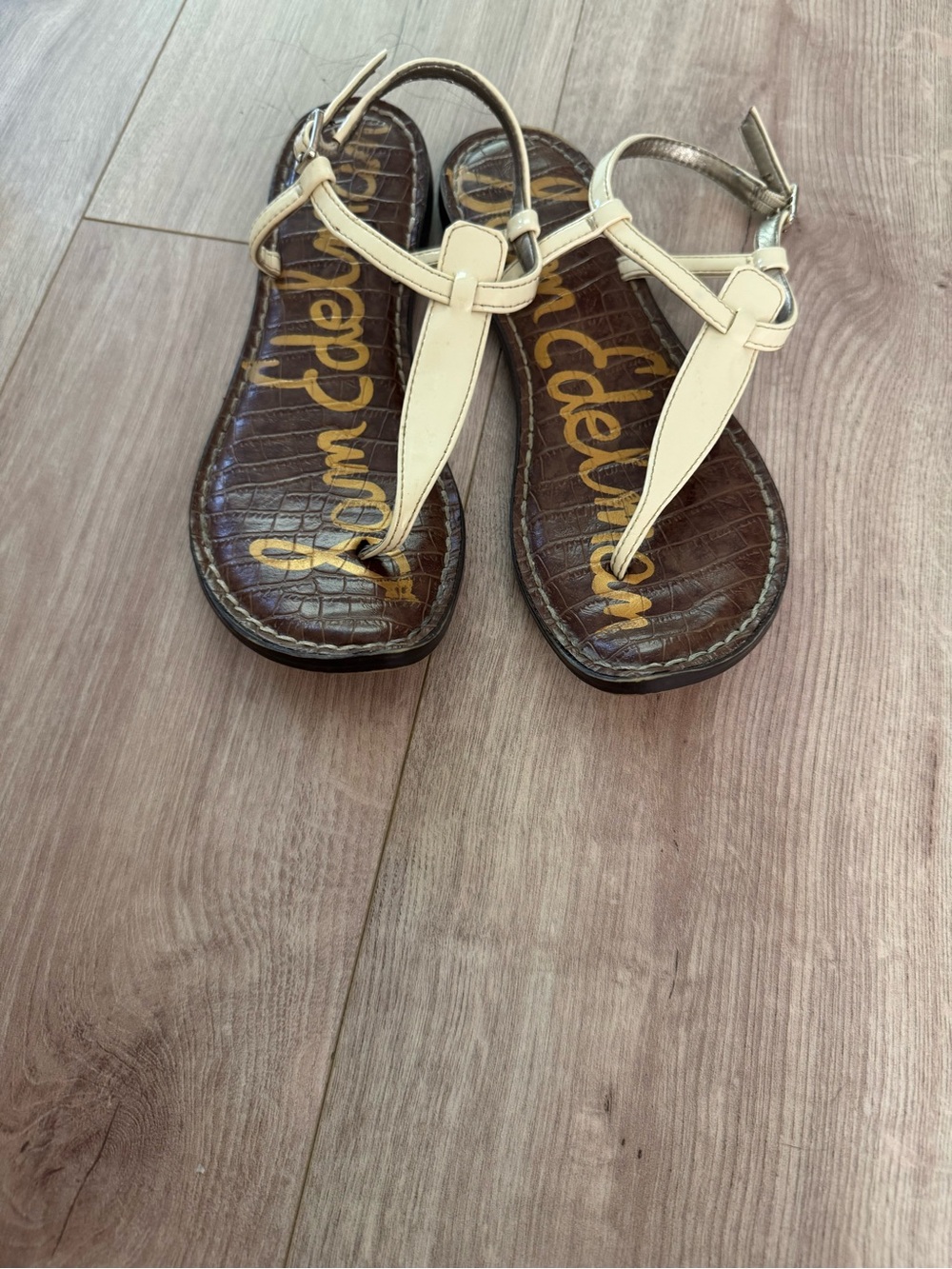 Sam Edelman - Picture 2 of 3